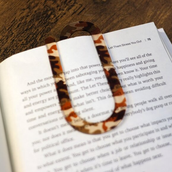 Jumbo Acrylic Paperclip, Handmade, trending, camo, men, page holder, clip - Picture 2 of 2